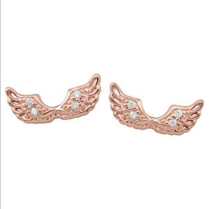 Cute Small 925 18k rose gold plated studs. Brand new never worn.